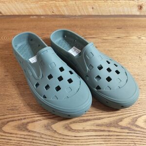 Vans Green Mules TRK Slippers Woman's Size 7,5 / Man's Size 6